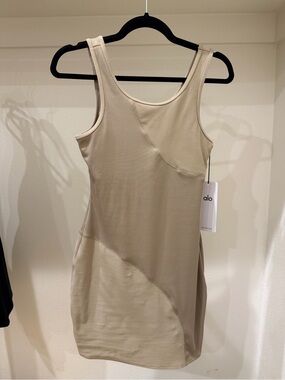 NWT Alo Sunbeam Dress